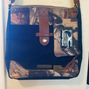 Legendary Whitetails Black/Camo Crossbody Bag with card holder